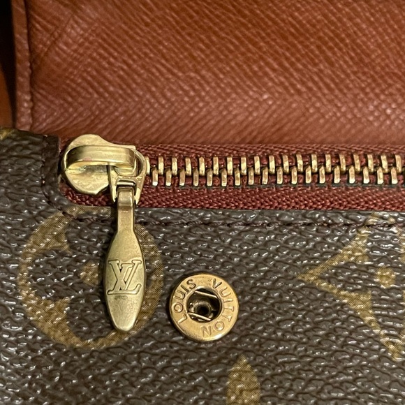 Louis Vuitton Portefeuille
Accordion Long Wallet Monogram - Picture 5 of 15